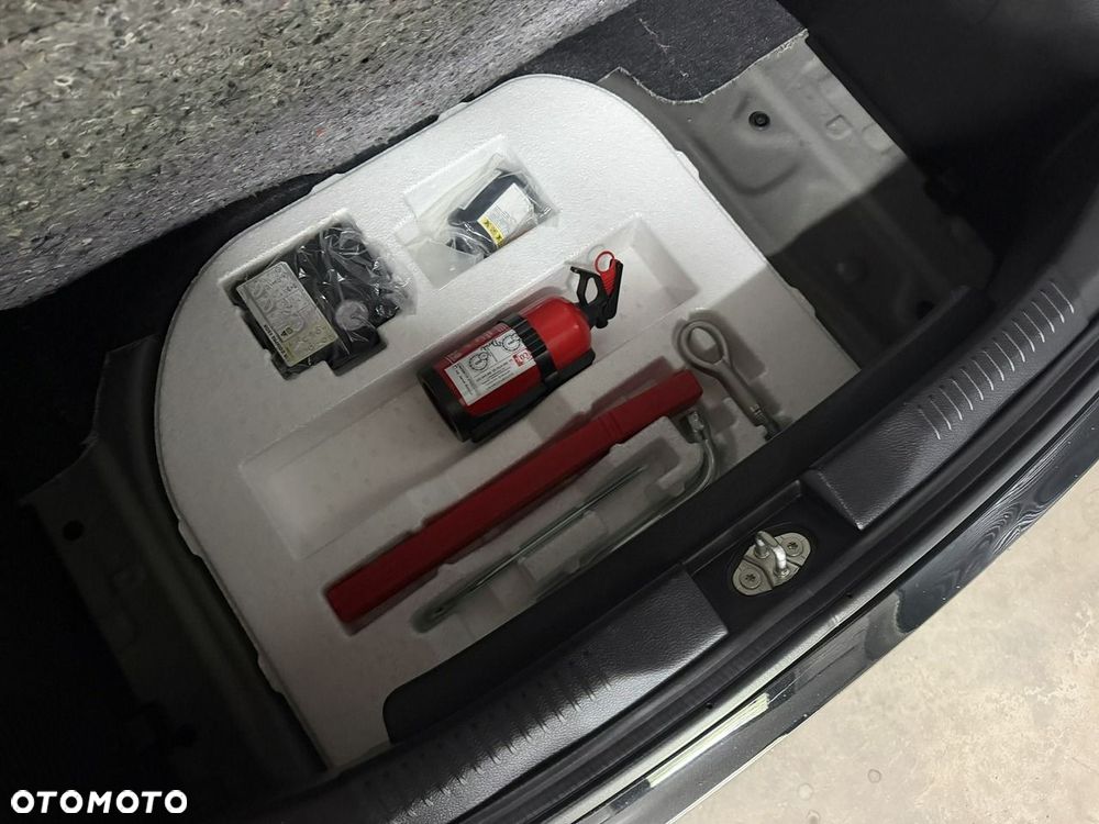 Suzuki Ignis - 25