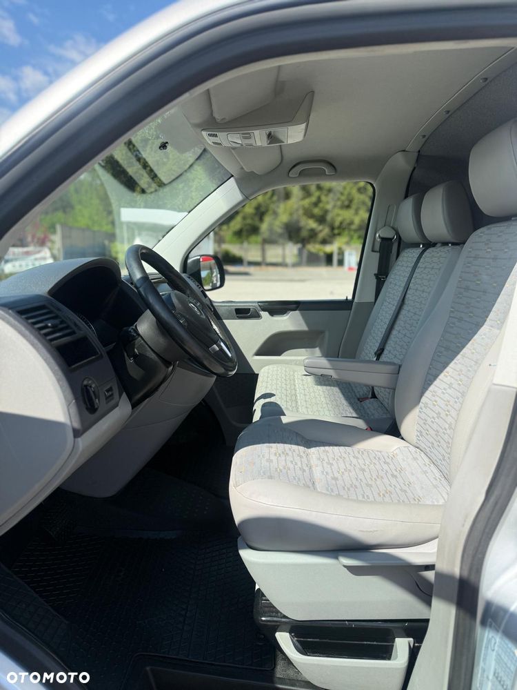 Volkswagen Transporter - 7