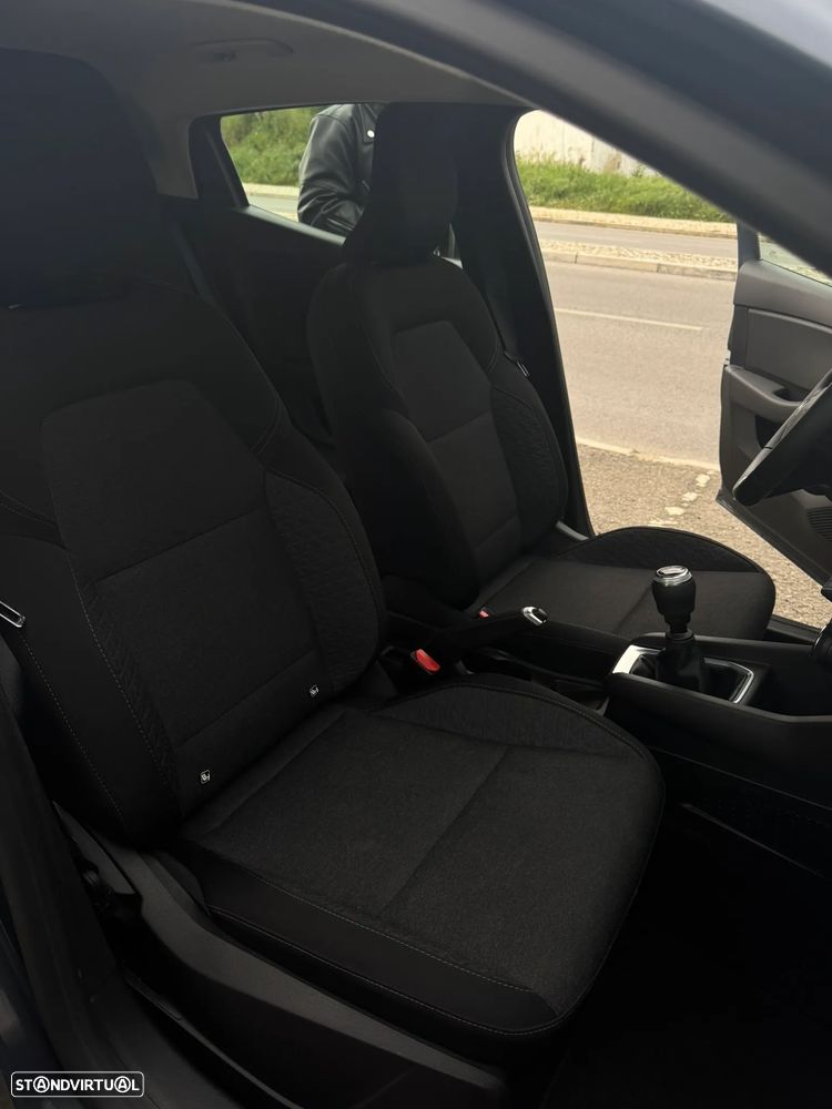 Renault Clio 1.0 TCe Evolution - 5