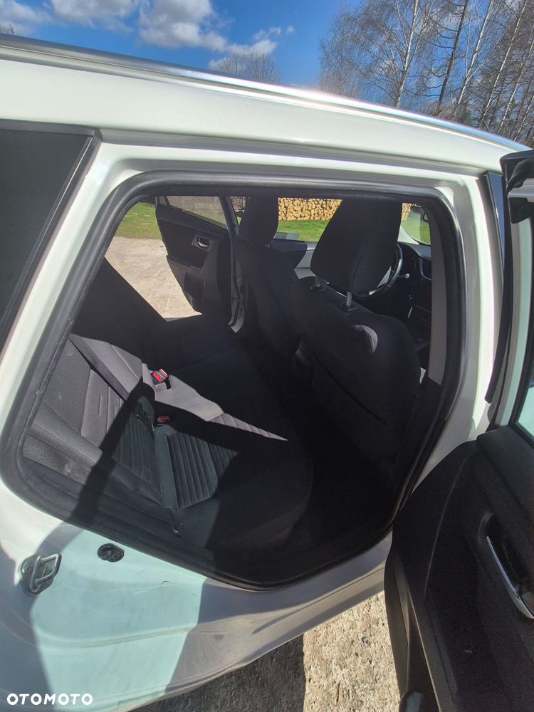 Toyota Auris Hybrid 135 Premium - 16