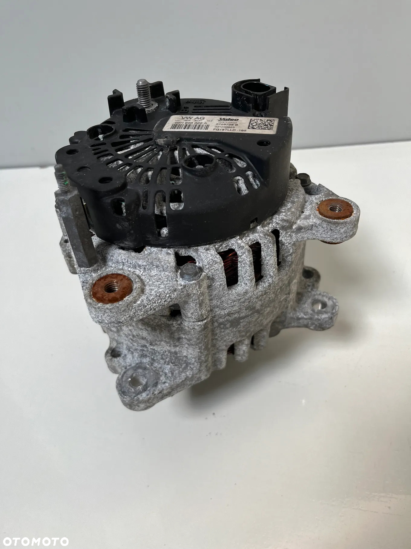 VW T6 2.0 TDI  ALTELNATOR 03H903026A - 2