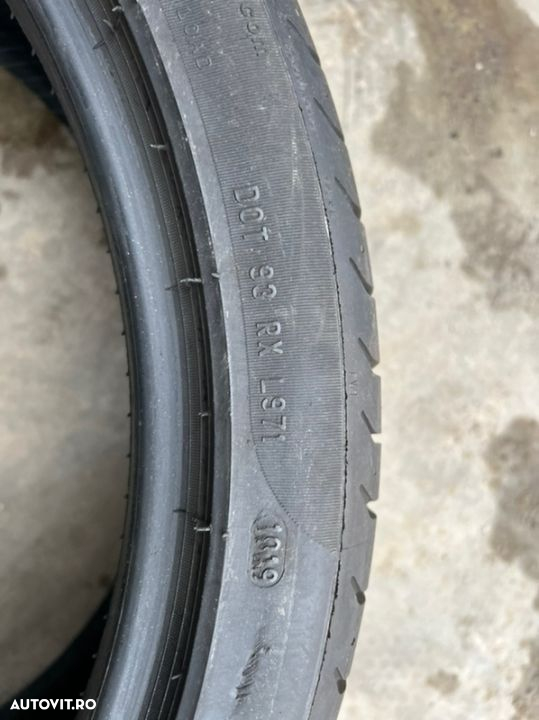 vând 2 anvelope 255/35/20 Pirelli de vară ca noi - 5