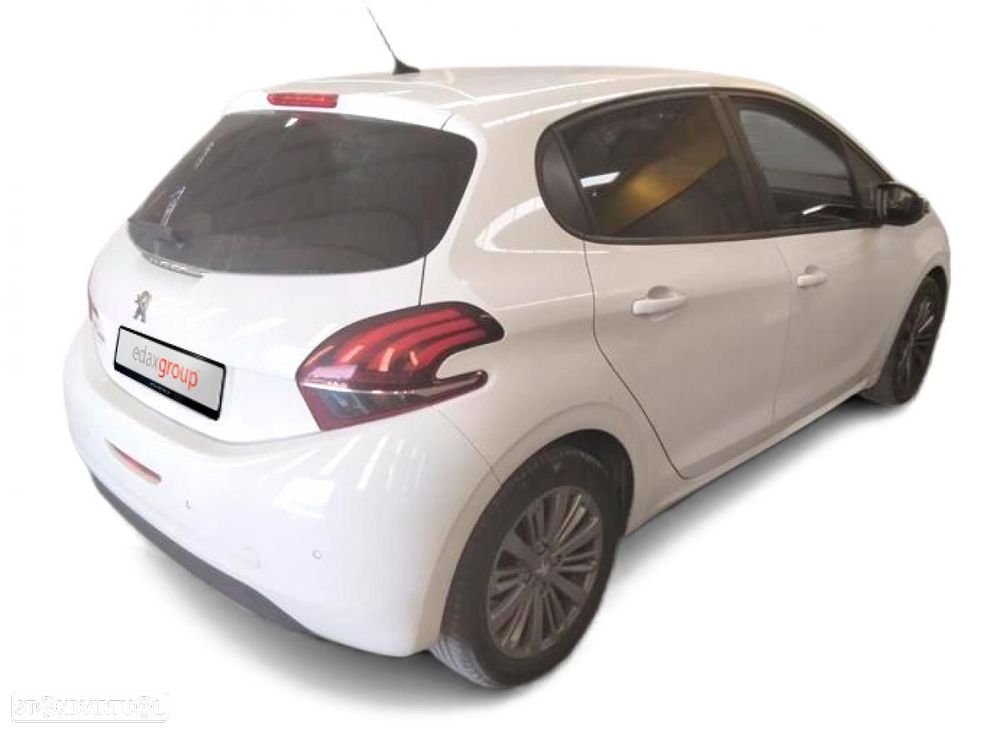 Peugeot 208 - 2