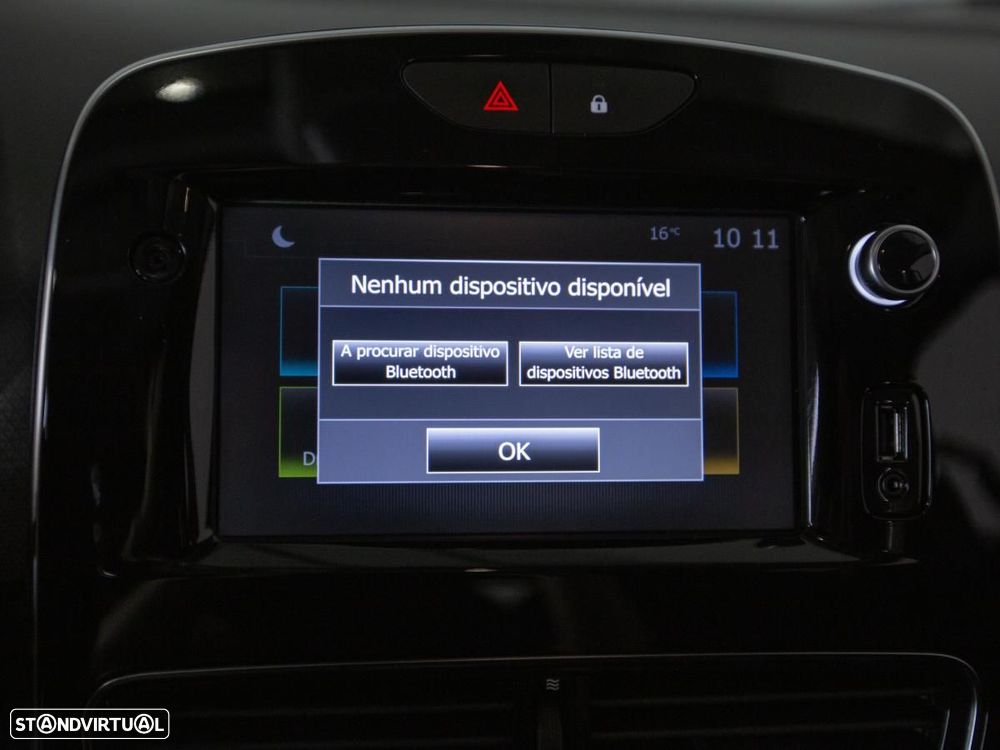 Renault Clio Sport Tourer 0.9 TCe Limited - 17