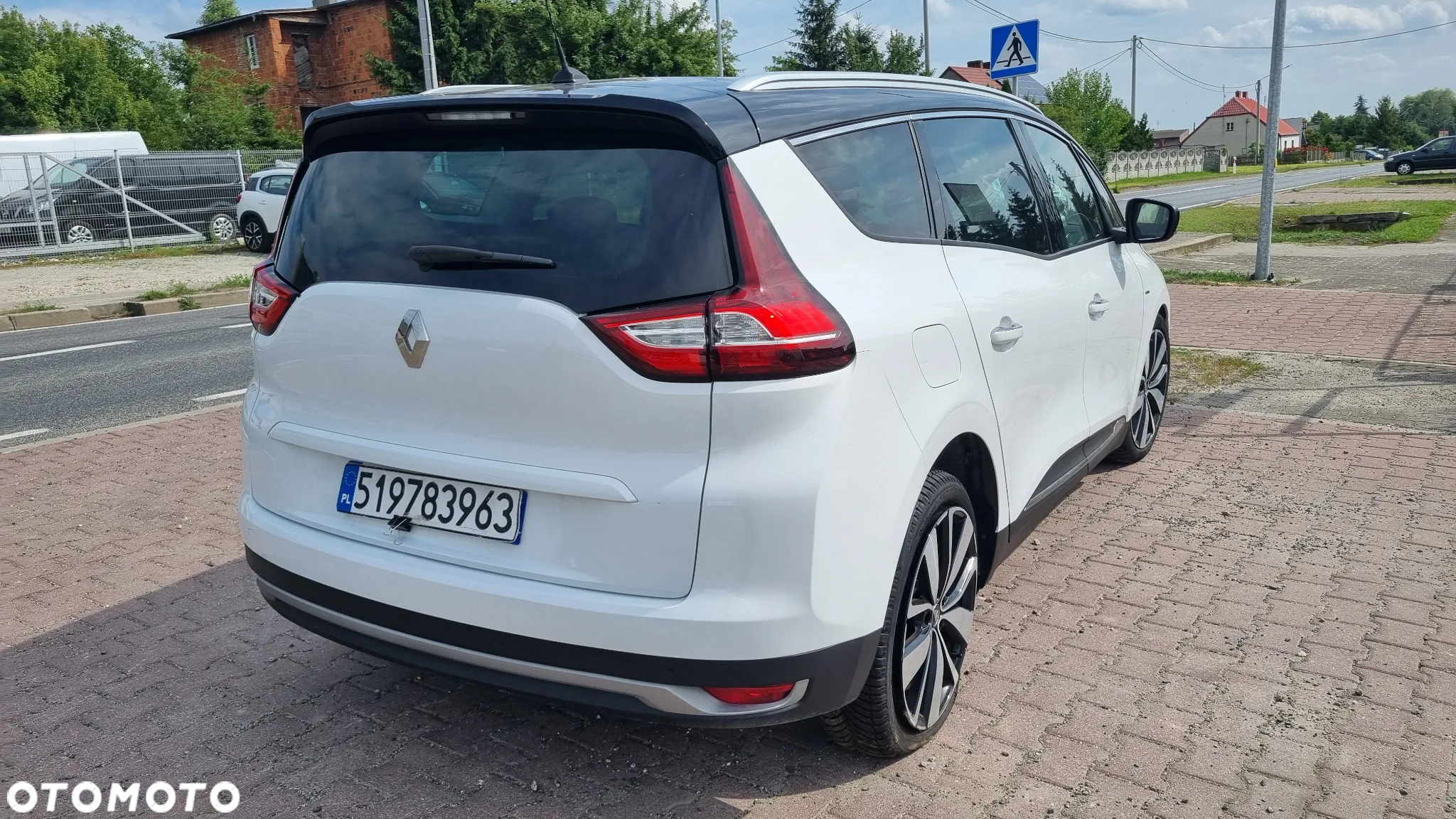 Renault Grand Scenic Gr 1.7 Blue dCi Zen - 2