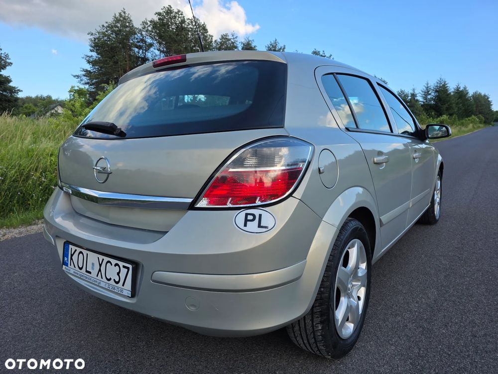 Opel Astra 1.4 Enjoy - 28