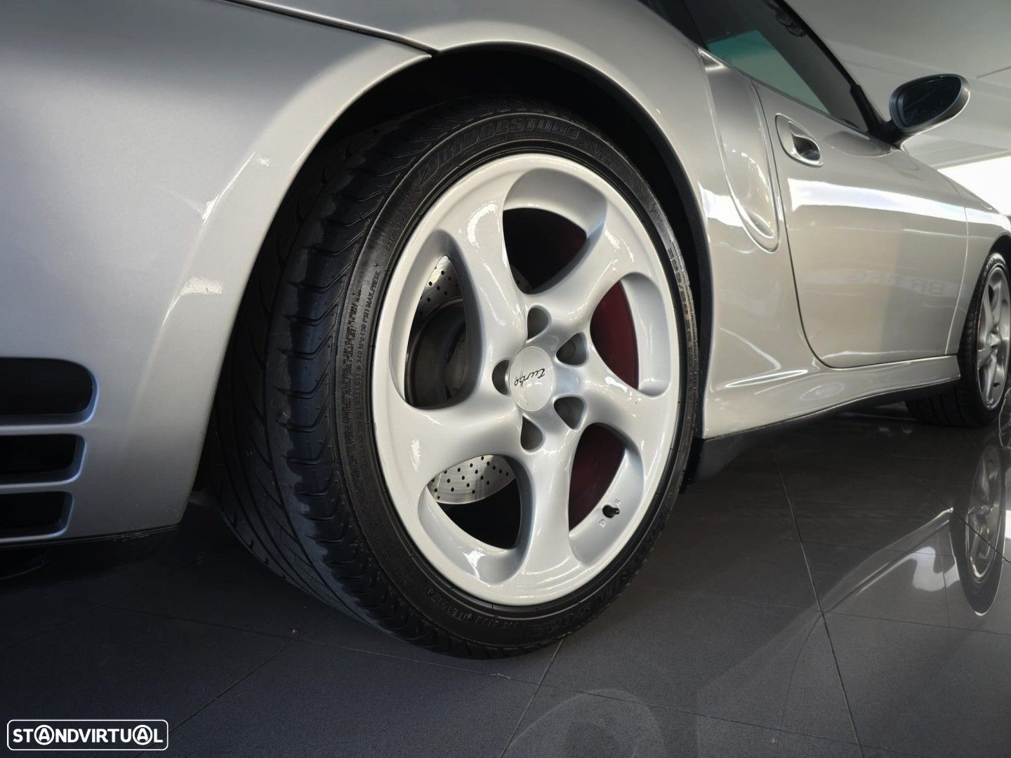 Porsche 911 (996) Turbo - 27
