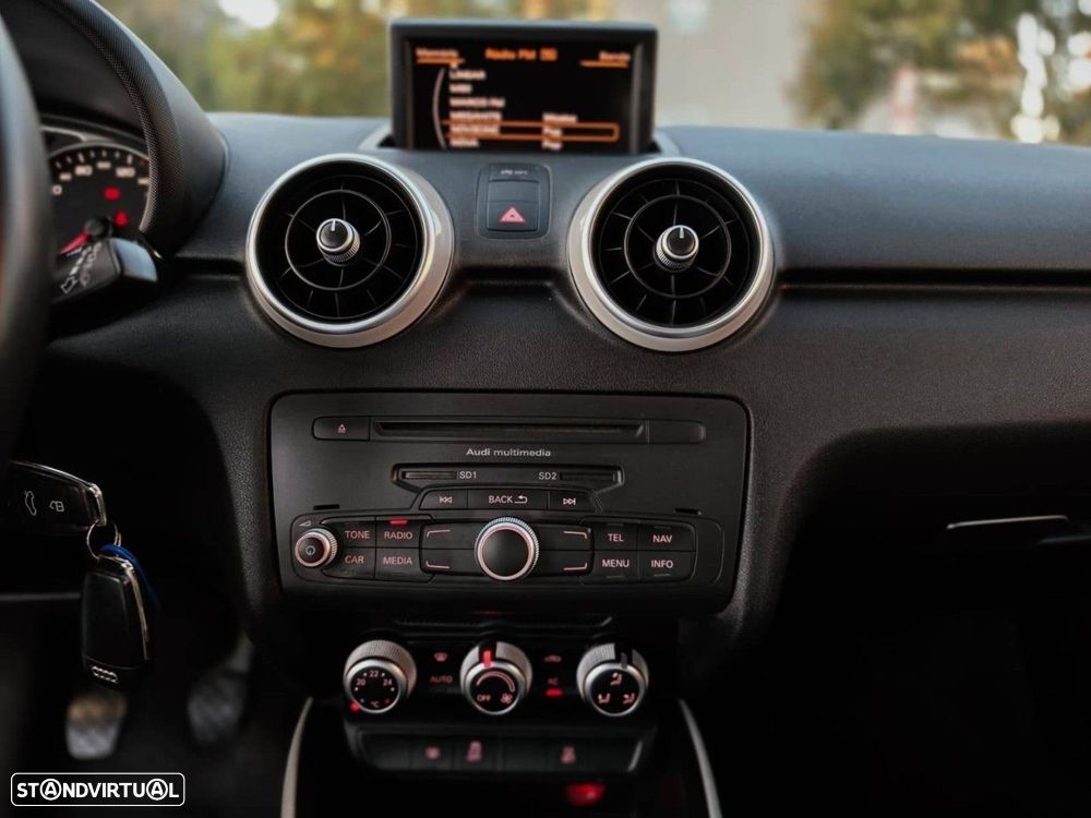 Audi A1 1.6 TDI S-line - 12