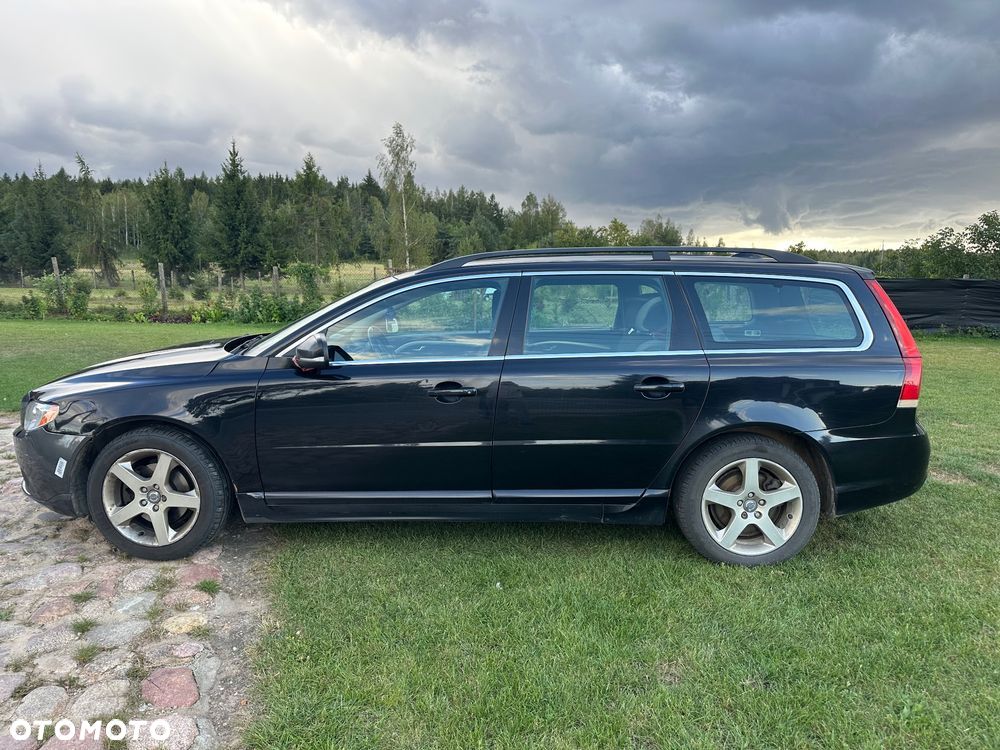 Volvo V70 - 1