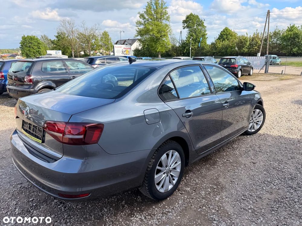 Volkswagen Jetta 2.0 TDI DPF BMT Comfortline - 9