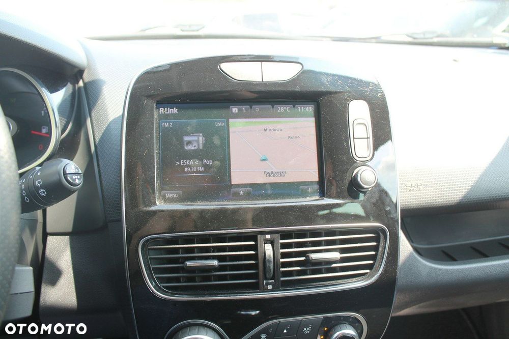 Renault Clio - 17