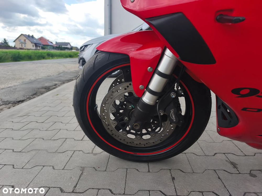 Triumph Daytona - 8