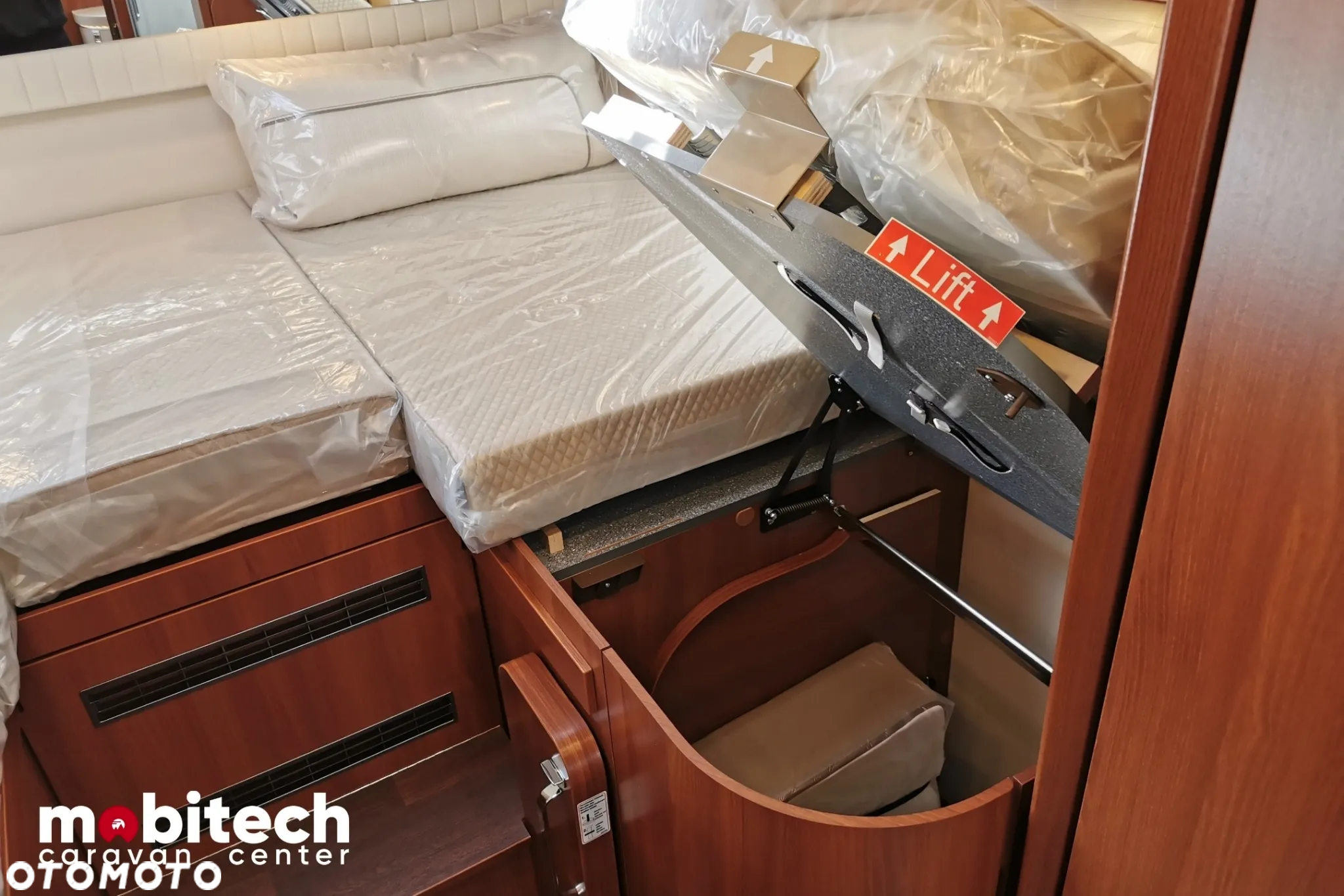 Carthago Chic C-Line I 4.9 LE L Superior - 33