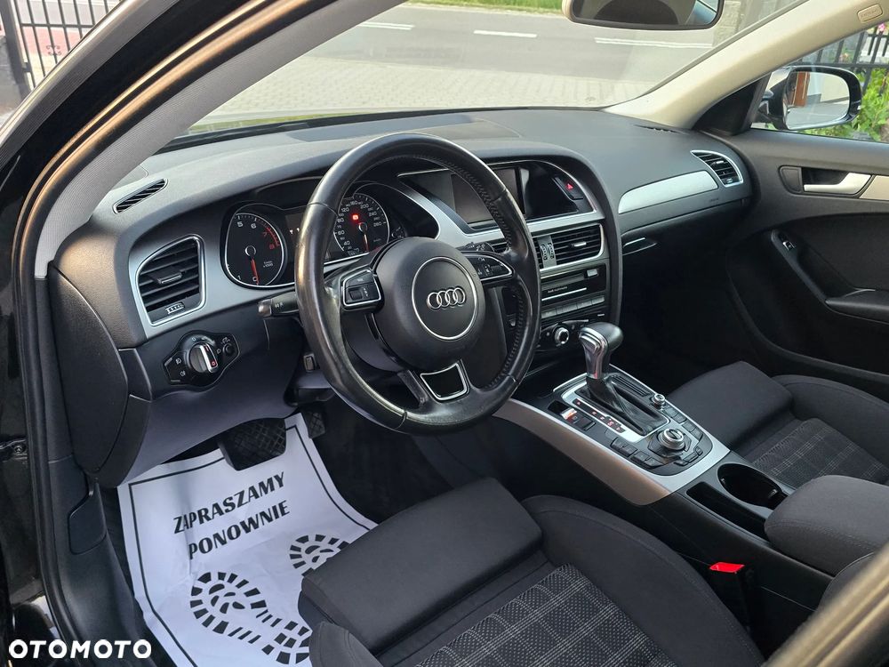 Audi A4 Avant - 30