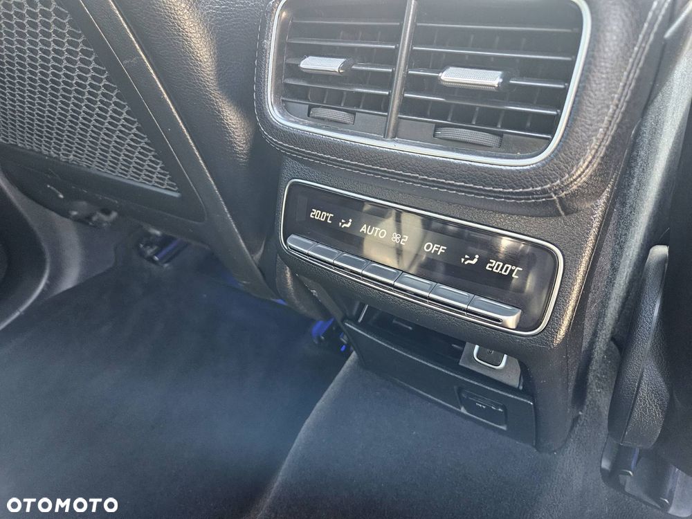 Mercedes-Benz GLE 300 d 4Matic 9G-TRONIC AMG Line - 5