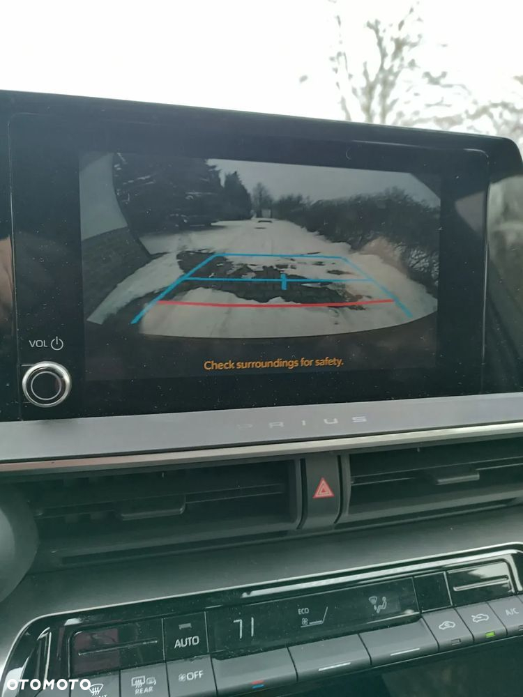 Toyota Prius - 9