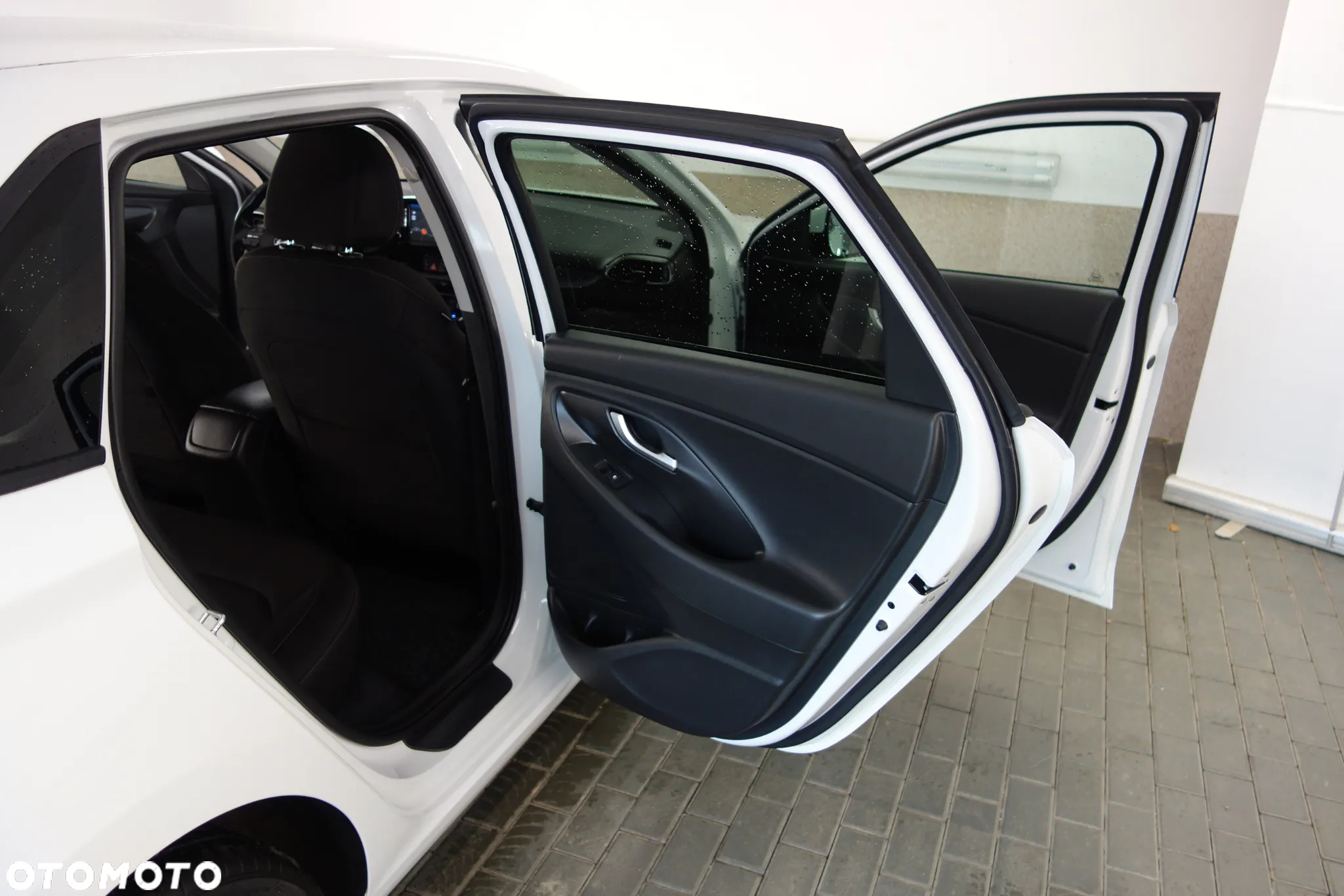 Hyundai i30 1.6 CRDi BlueDrive Classic - 21