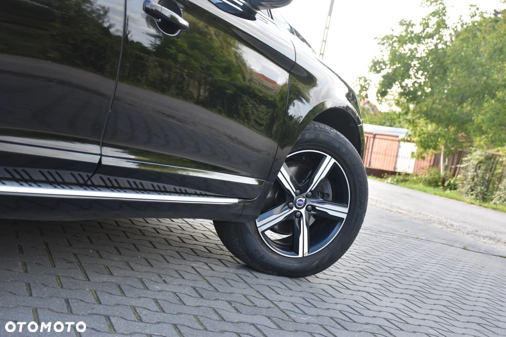 Volvo XC 60 D3 Drive-E R-Design Momentum - 37