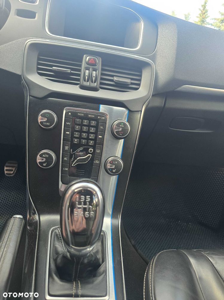Volvo V40 - 5