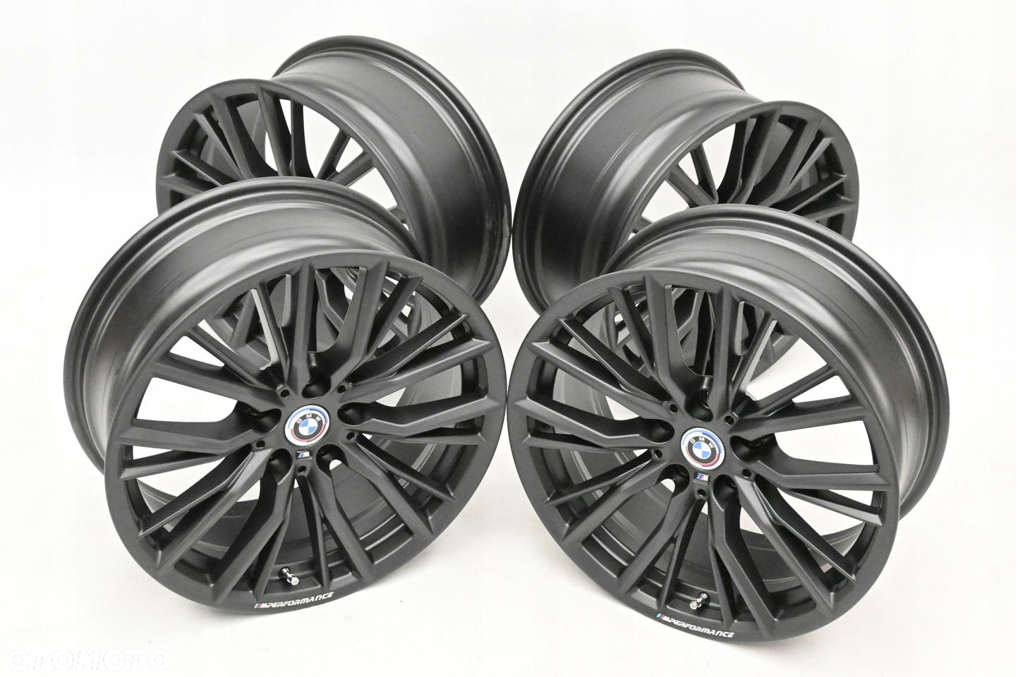 ,BMW 3 G20 G21 4 G22 G23 G26 2 G42 7,5x18 ET25 8,5x18 ET40 6885305 6885306 - 6