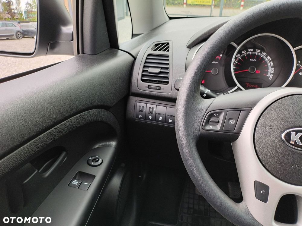 Kia Venga 1.4 M - 23