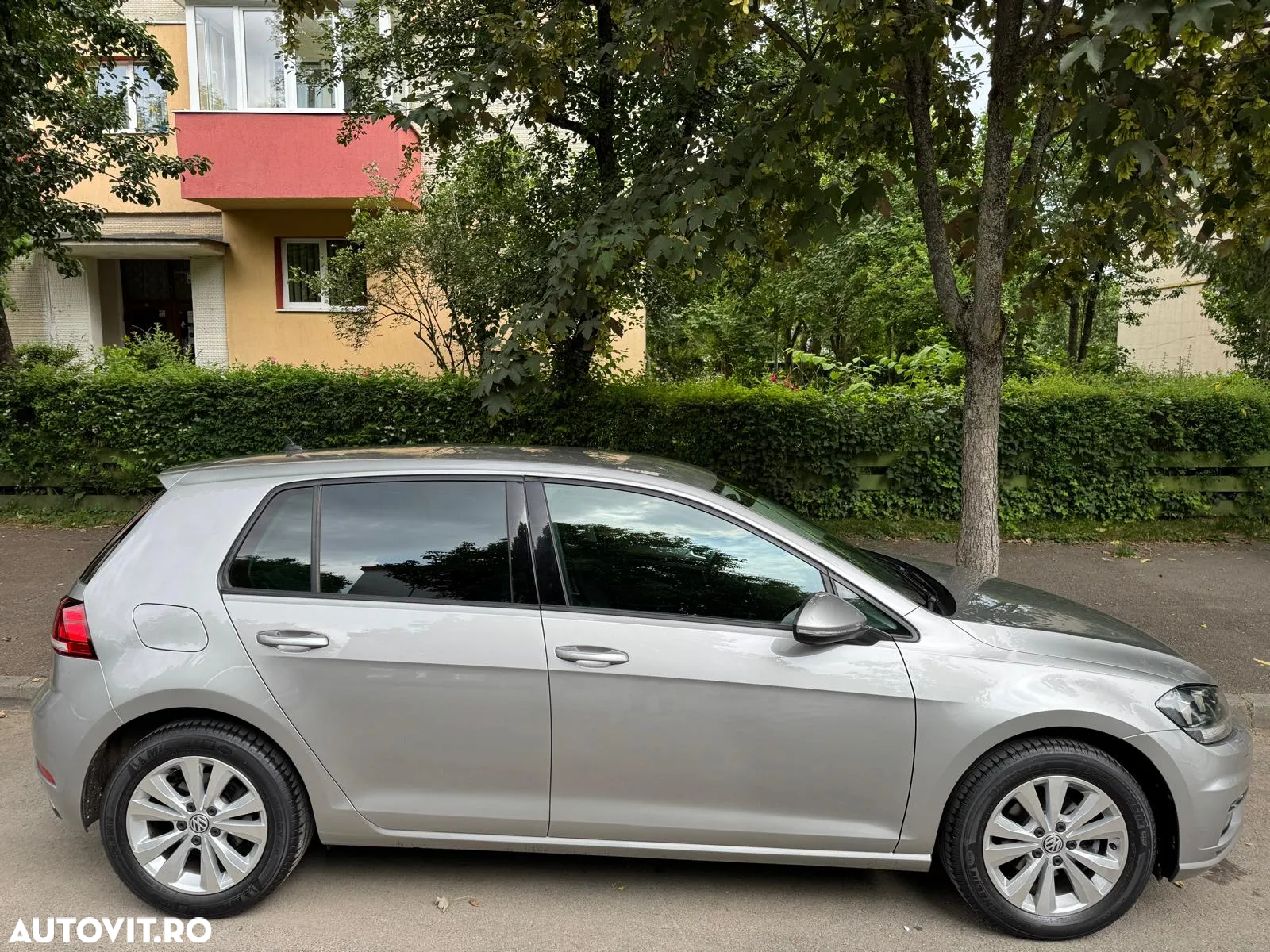 Volkswagen Golf 1.0 TSI Comfortline - 2