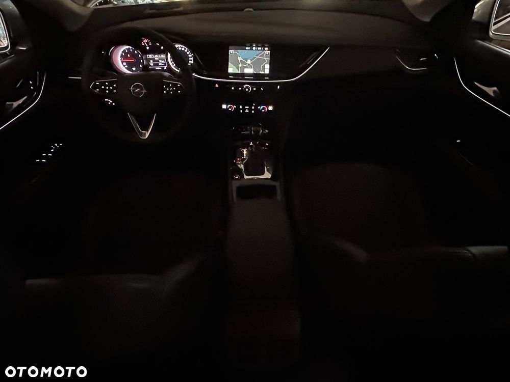 Opel Insignia 1.5 T Exclusive S&S - 25