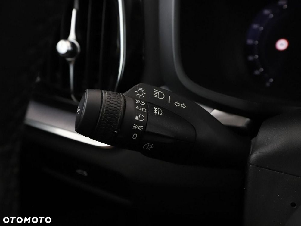 Volvo V60 B4 D Core - 32