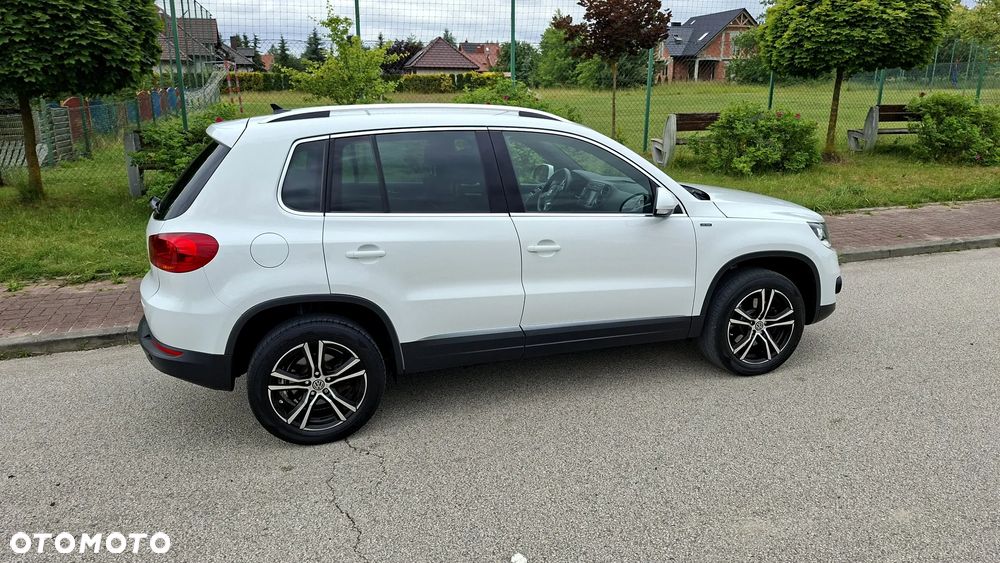 Volkswagen Tiguan 2.0 TDI SCR 4MOTION BlueMotion Technology DSG Lounge Sport & Style - 16