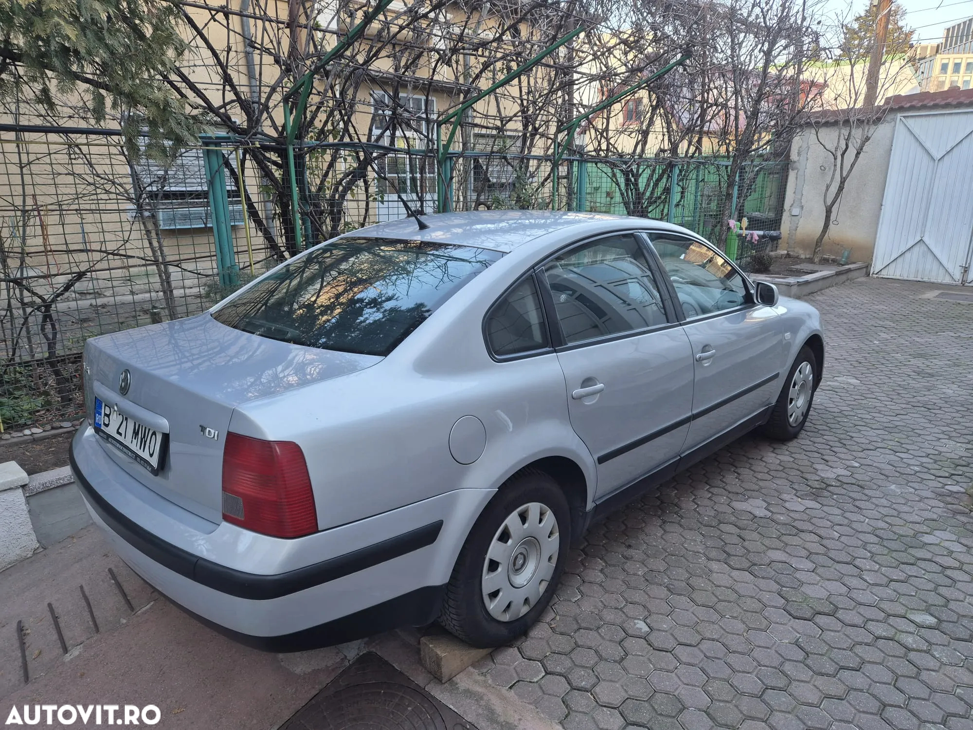 Volkswagen Passat Variant TDI - 3