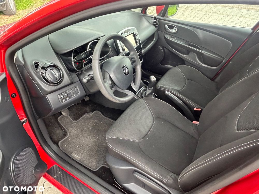 Renault Clio TCe 90 Limited - 11