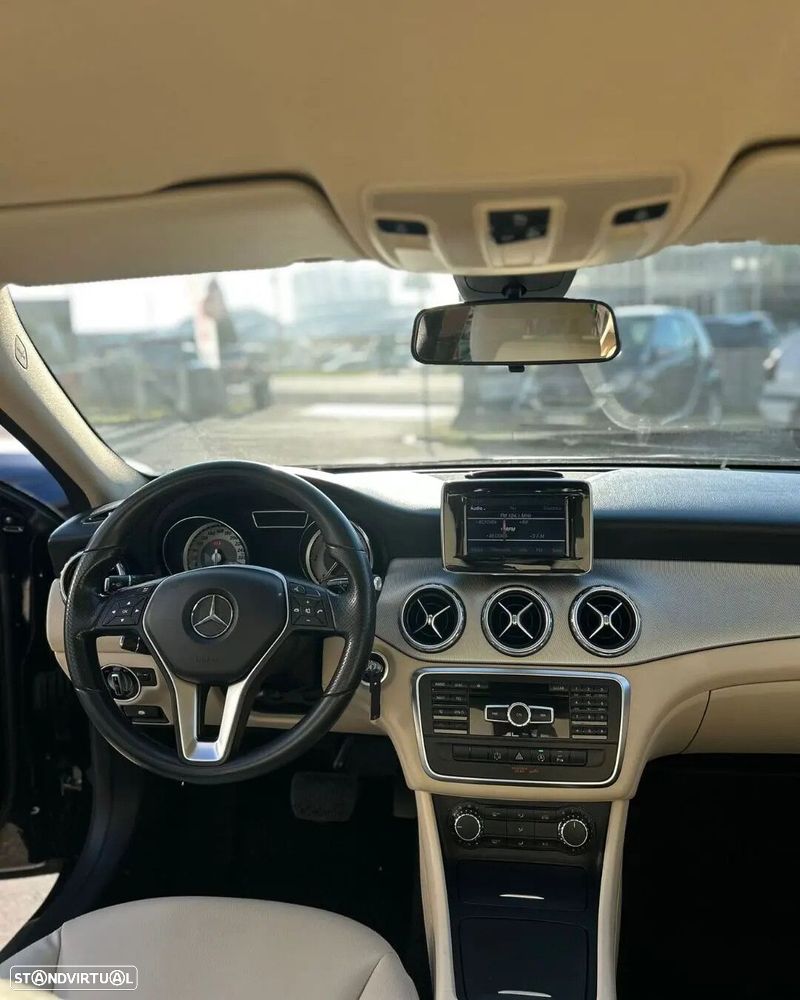 Mercedes-Benz GLA 180 - 5