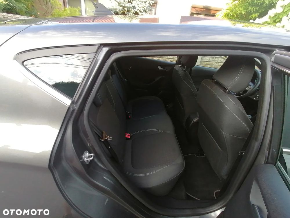 Ford Fiesta 1.1 Titanium - 32