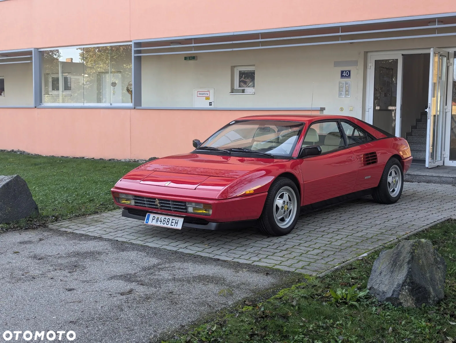 Ferrari Mondial - 18