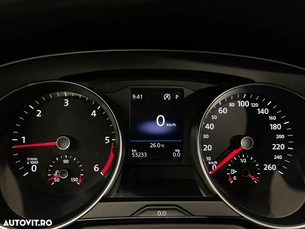 VOLKSWAGEN Passat 2023 — imagine 52