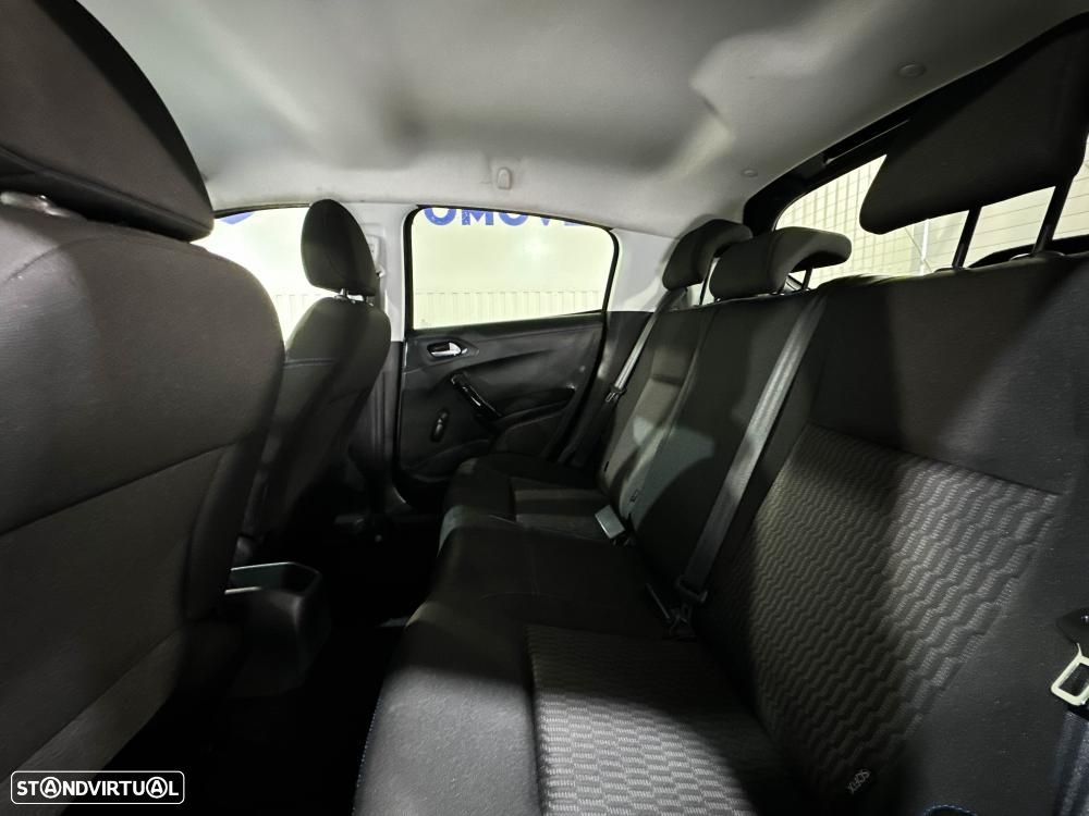 Peugeot 208 1.2 PureTech Allure - 9