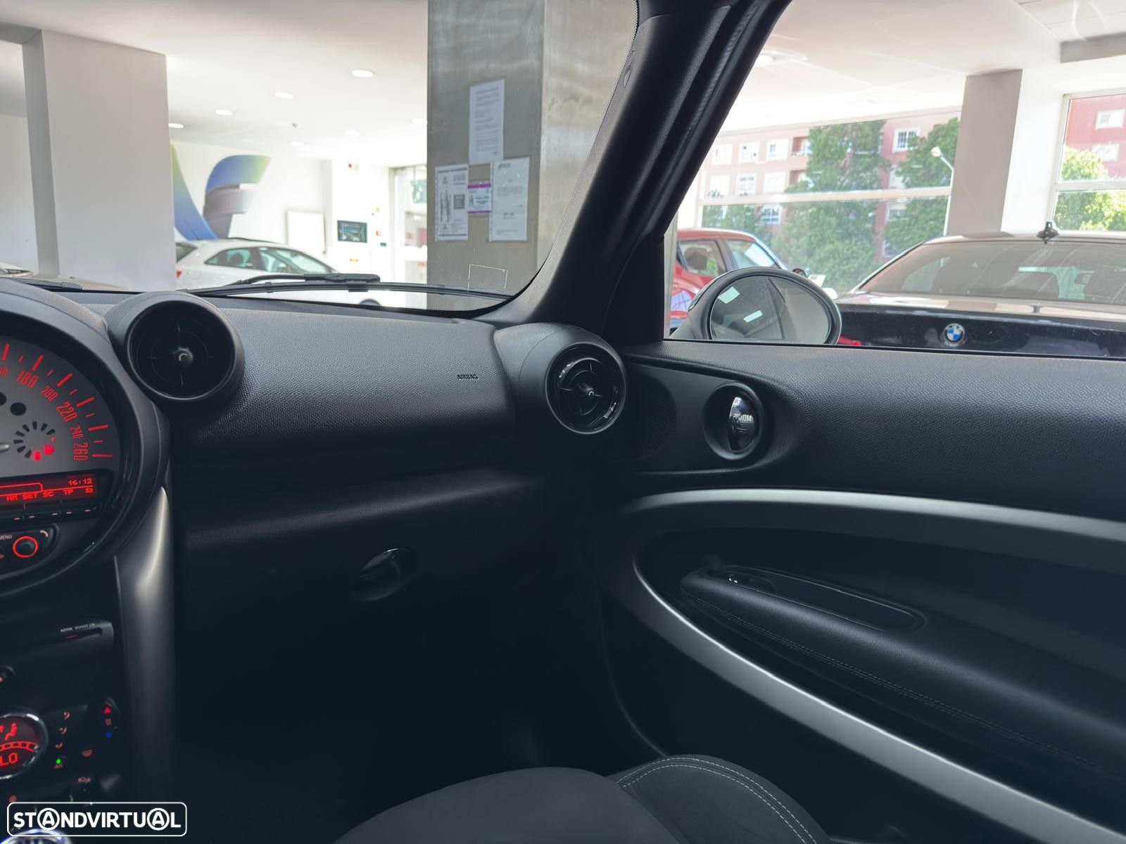 MINI Paceman Cooper D - 42