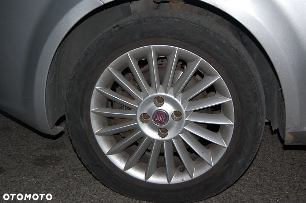 Fiat Linea 1.4 T-Jet 16V Dynamic - 11