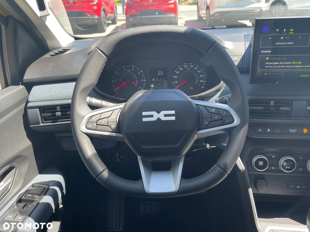 Dacia Sandero - 22