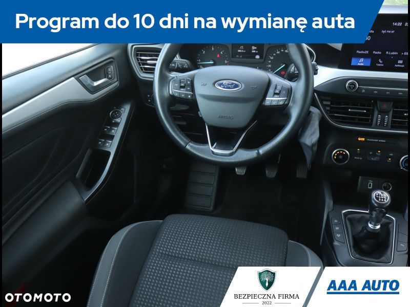 Ford Focus - 8
