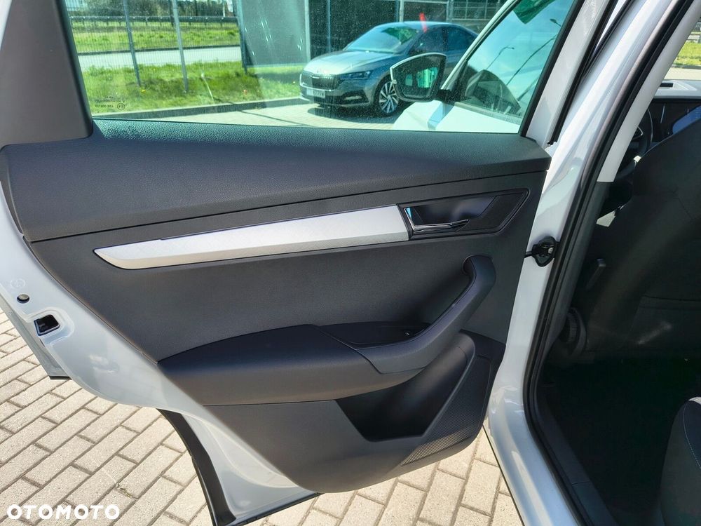 Skoda Karoq 1.5 TSI ACT Selection DSG - 17