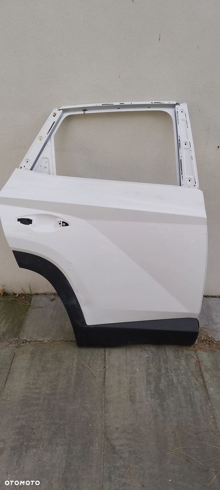 Drzwi HYUNDAI TUCSON IV 20R PRAWE TYLNE - 2