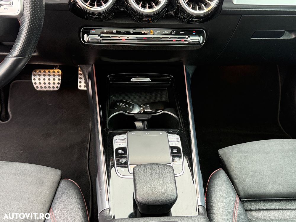 Mercedes-Benz GLB 250 4MATIC Aut. - 28