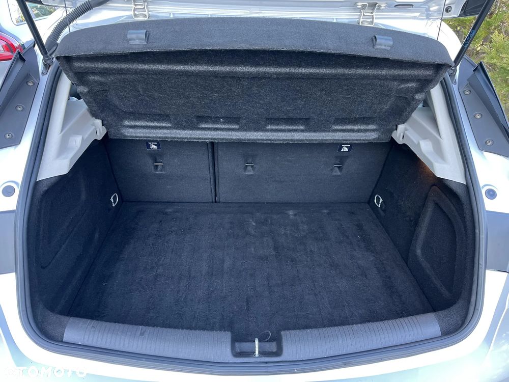 Opel Astra 1.4 T Enjoy - 17