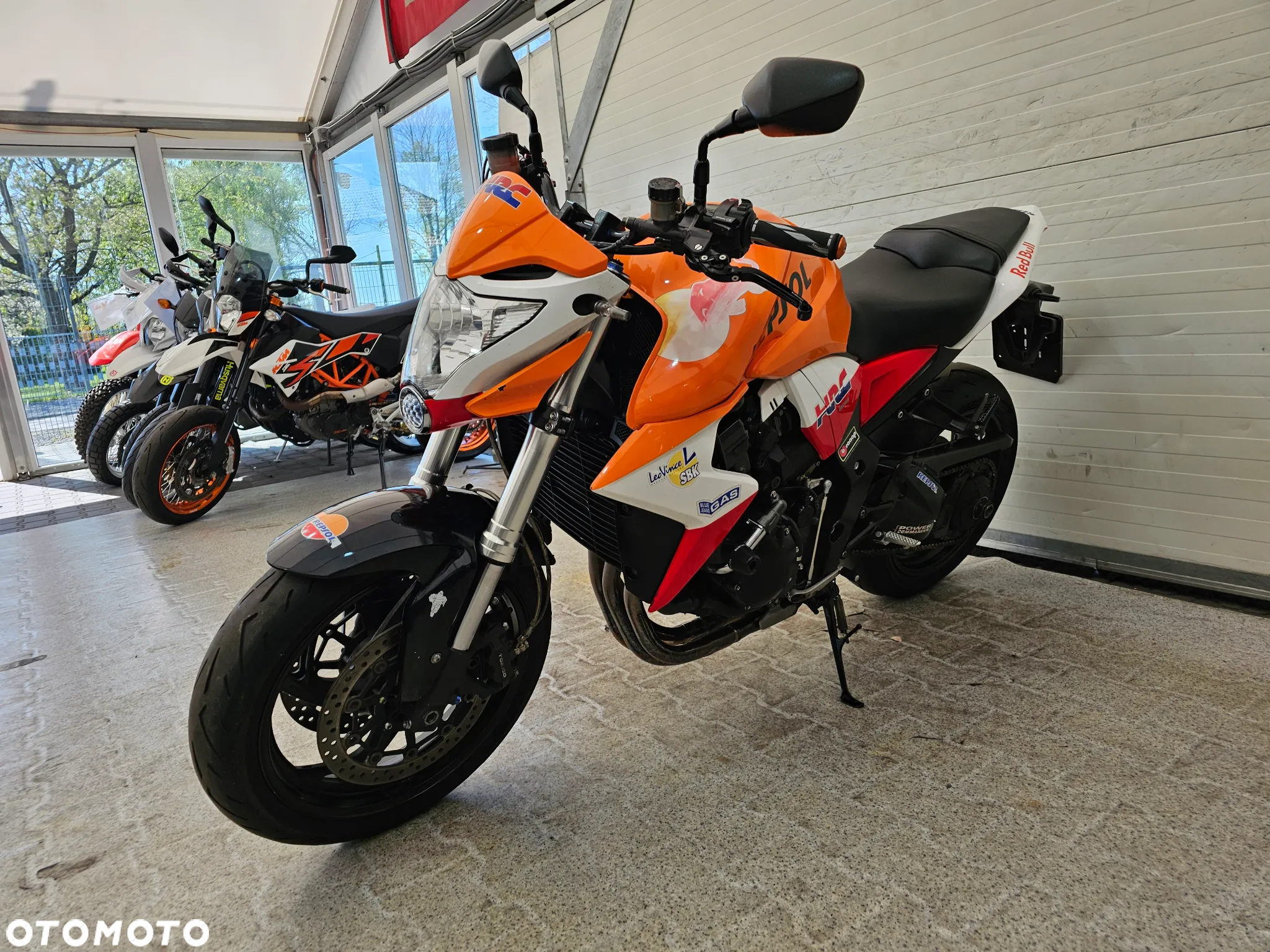 Honda CB - 6