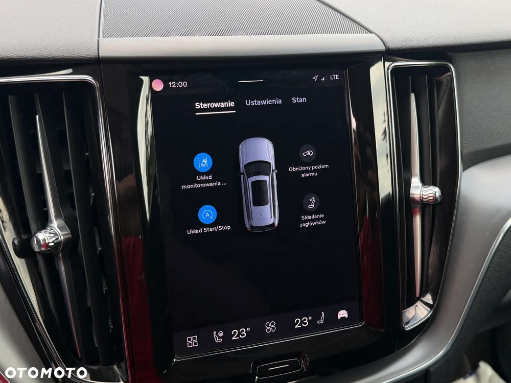 Volvo XC 60 B4 B Momentum Pro - 21