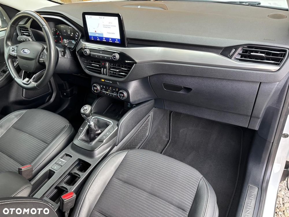Ford Kuga - 19