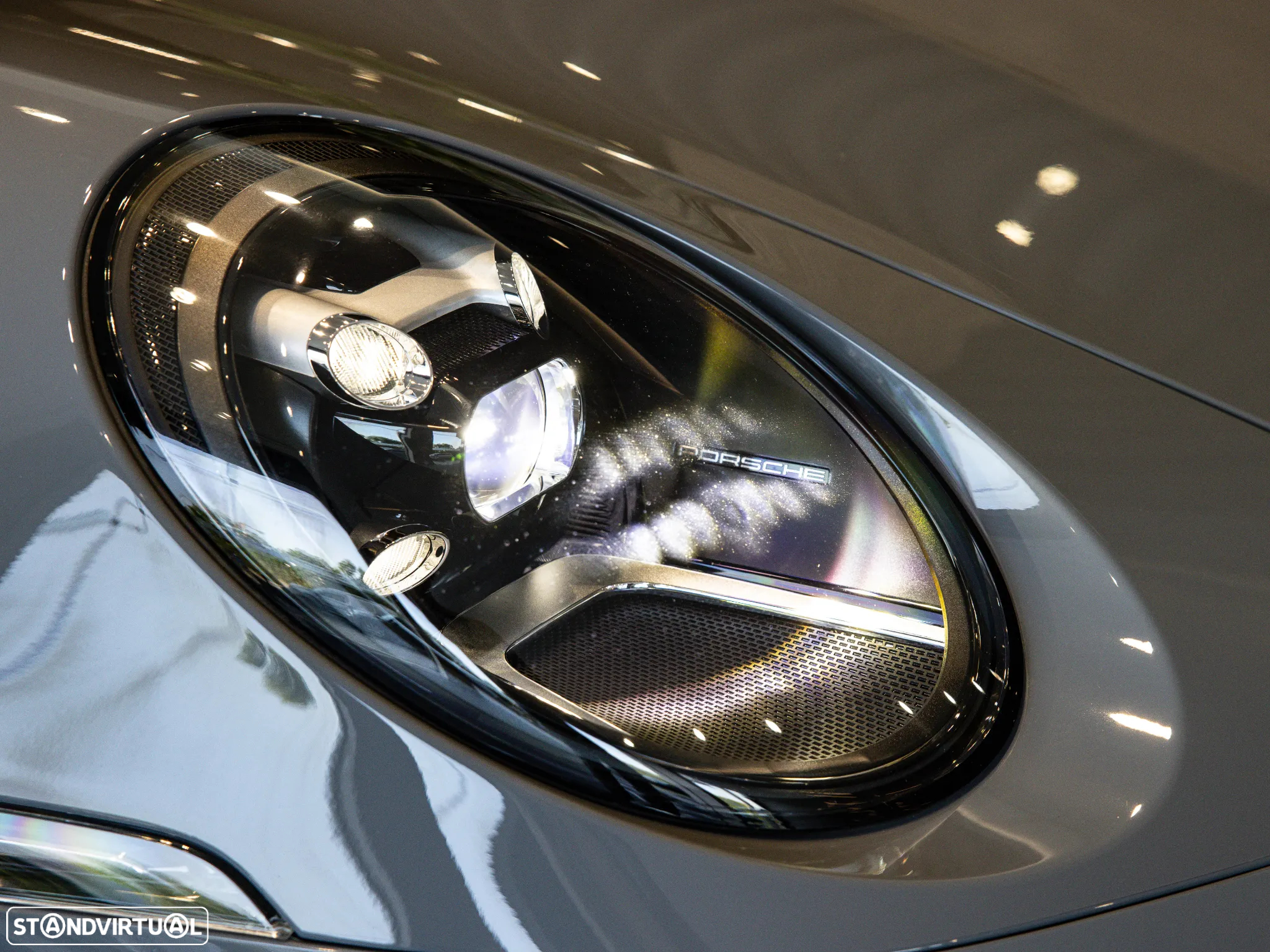 Porsche 911 (992) Carrera PDK - 19