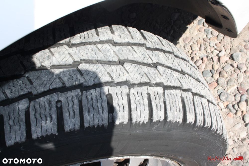 Mercedes-Benz VITO - 24