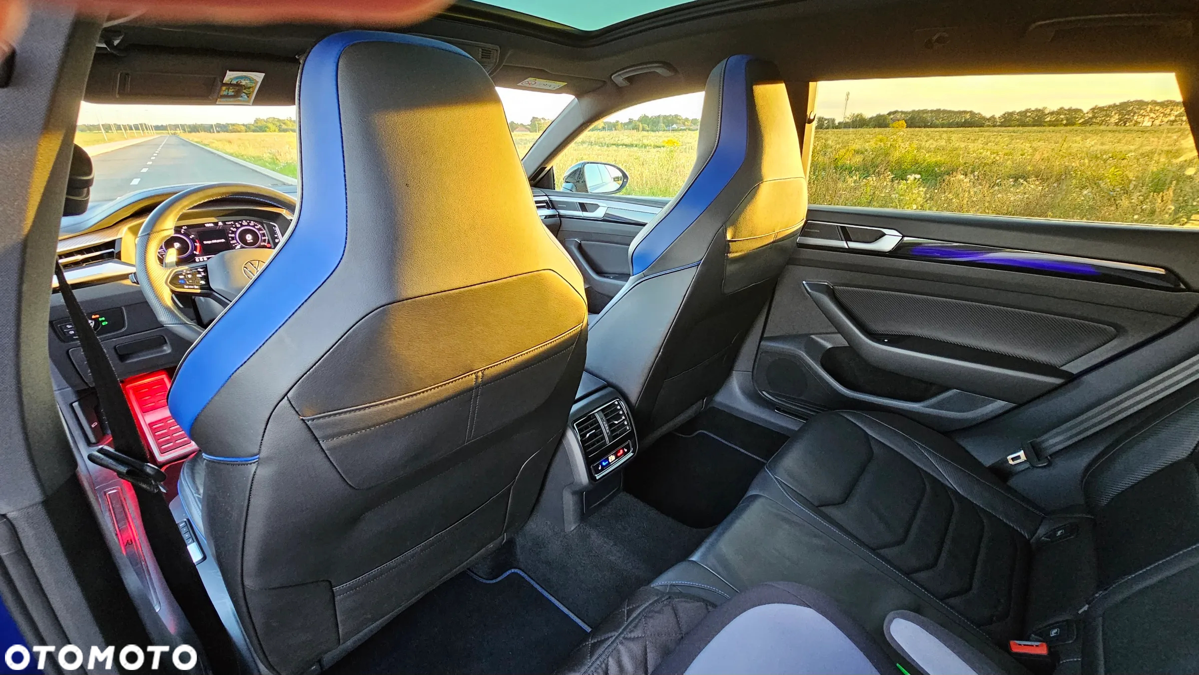 Volkswagen Arteon 2.0 TSI 4Motion R DSG - 31